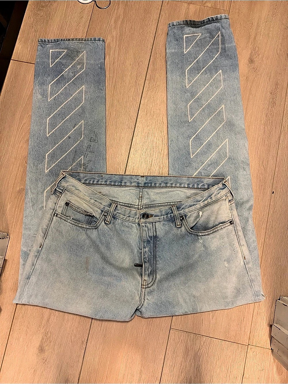 Off-White Light Wash Denim Jeans straight